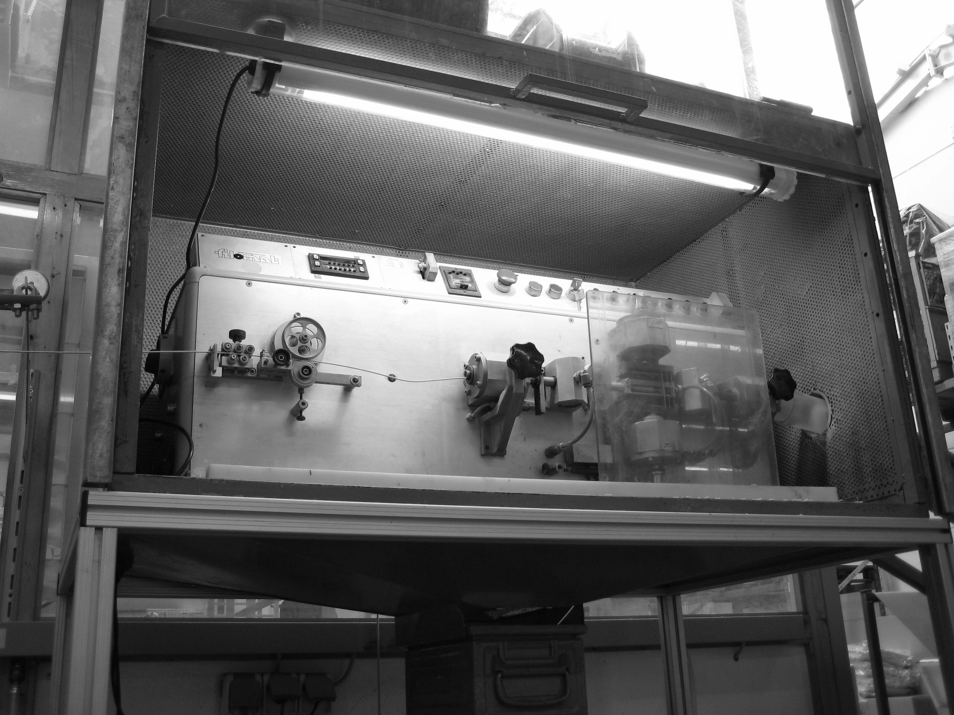 LED -Maschinenleuchte mit Notlicht