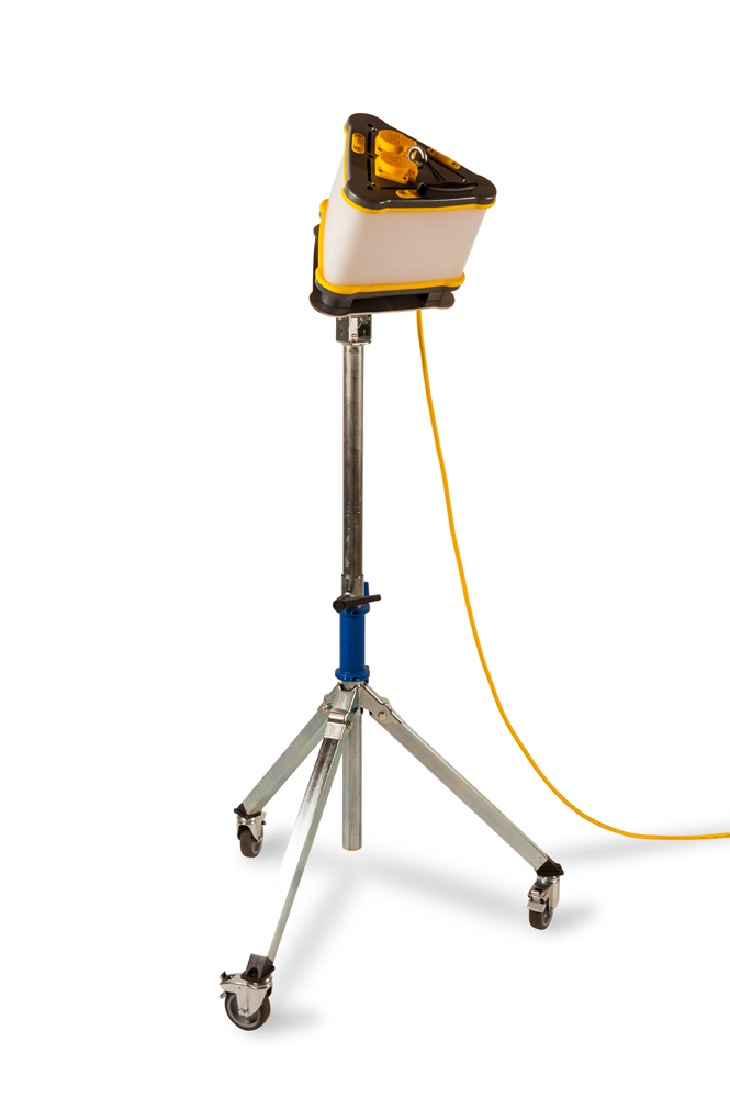 Light-Master Triangle L - 10.000 Lumen - 5000 Kelvin - 220-240 Volt Dimmbar